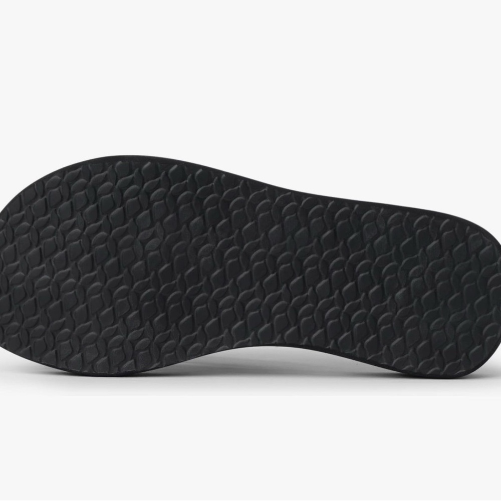 Reef Classic Black Sandals - Picture 2 of 3